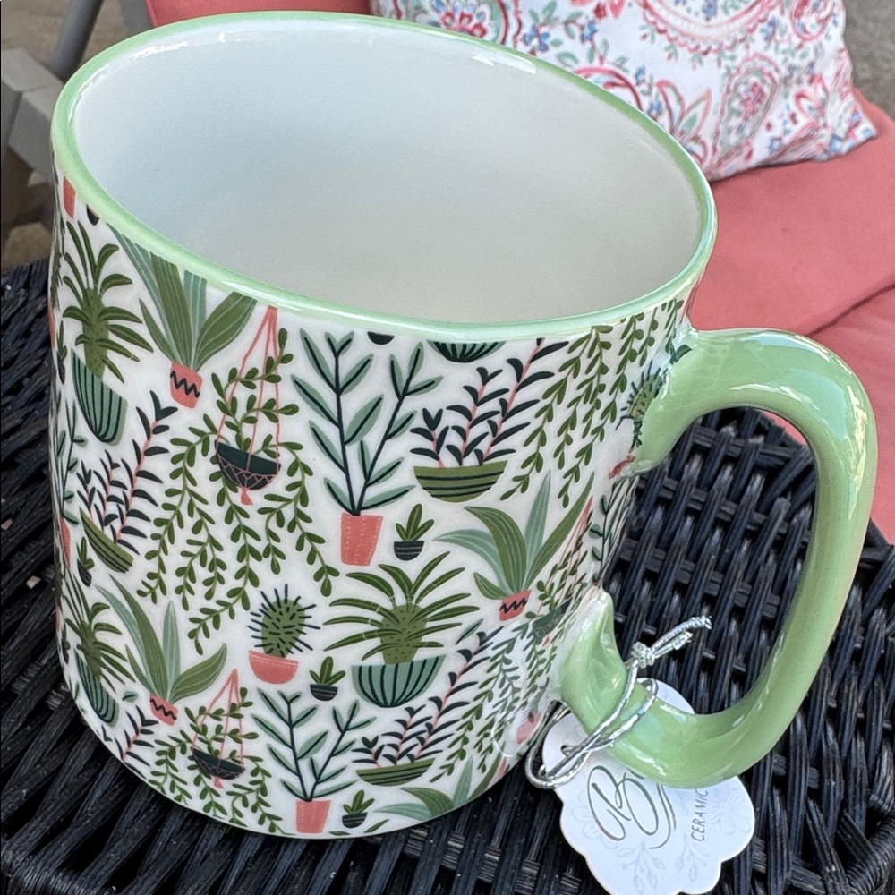 ADORABLE *BRAND NEW* 10 Strawberry Street Brand Houseplant Cactus Succulent Mug
